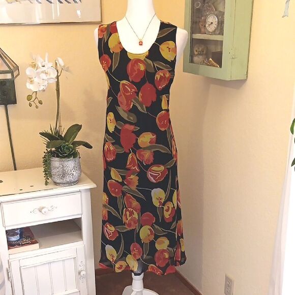 VINTAGE. Indian Tropical Fashion Floral Sleeveless Dress - Black and Red - Picture 1 of 8